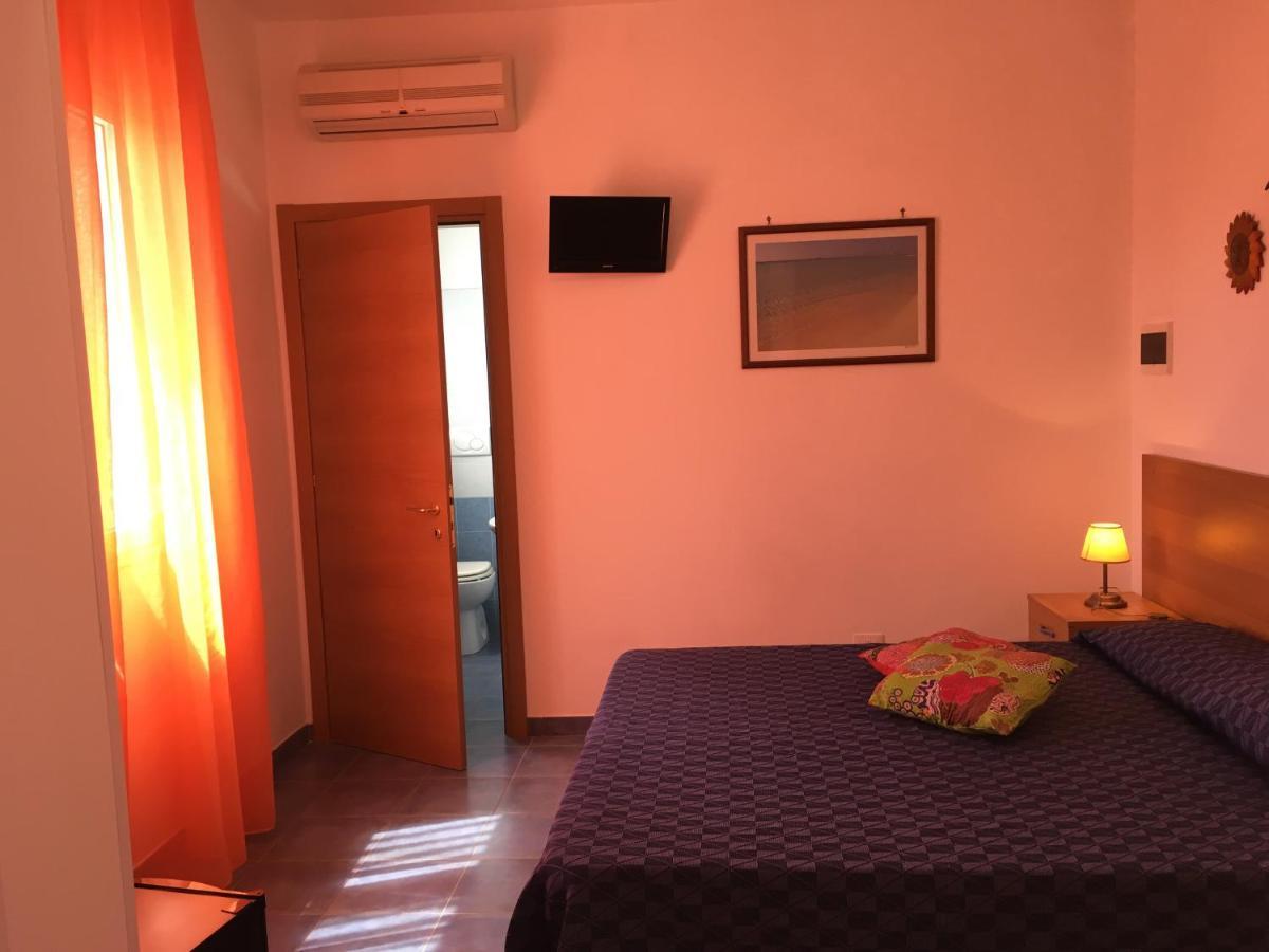 Samarcanda Camere E Appartamenti Porto Cesareo Exterior foto